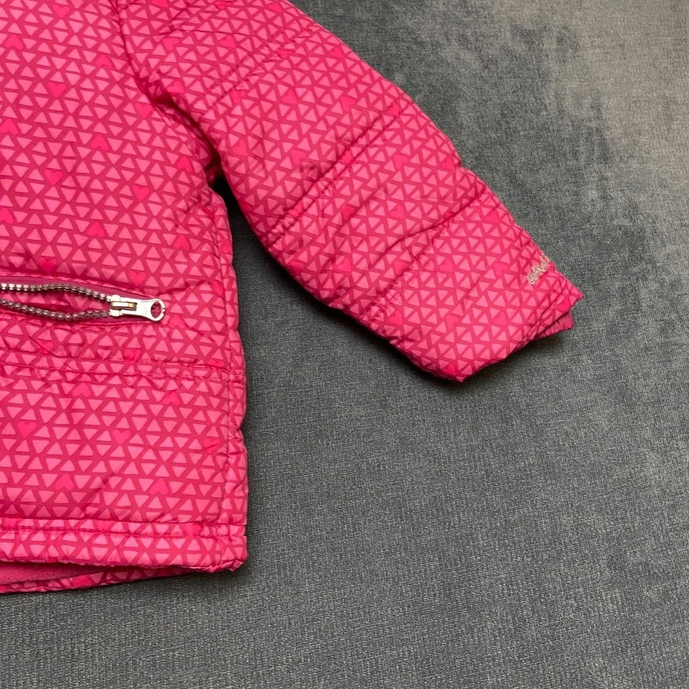 OshKosh B'gosh Hooded Puffer Jacket Girls 4T Pink Geometric Heart Print Full Zip